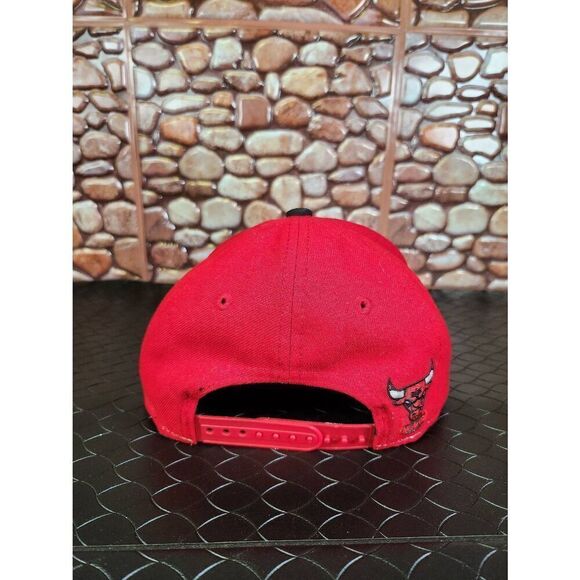 CHICAGO BULLS WINDY CITY NEW ERA NBA HARDWOOD CLASSICS - Picture 3 of 8